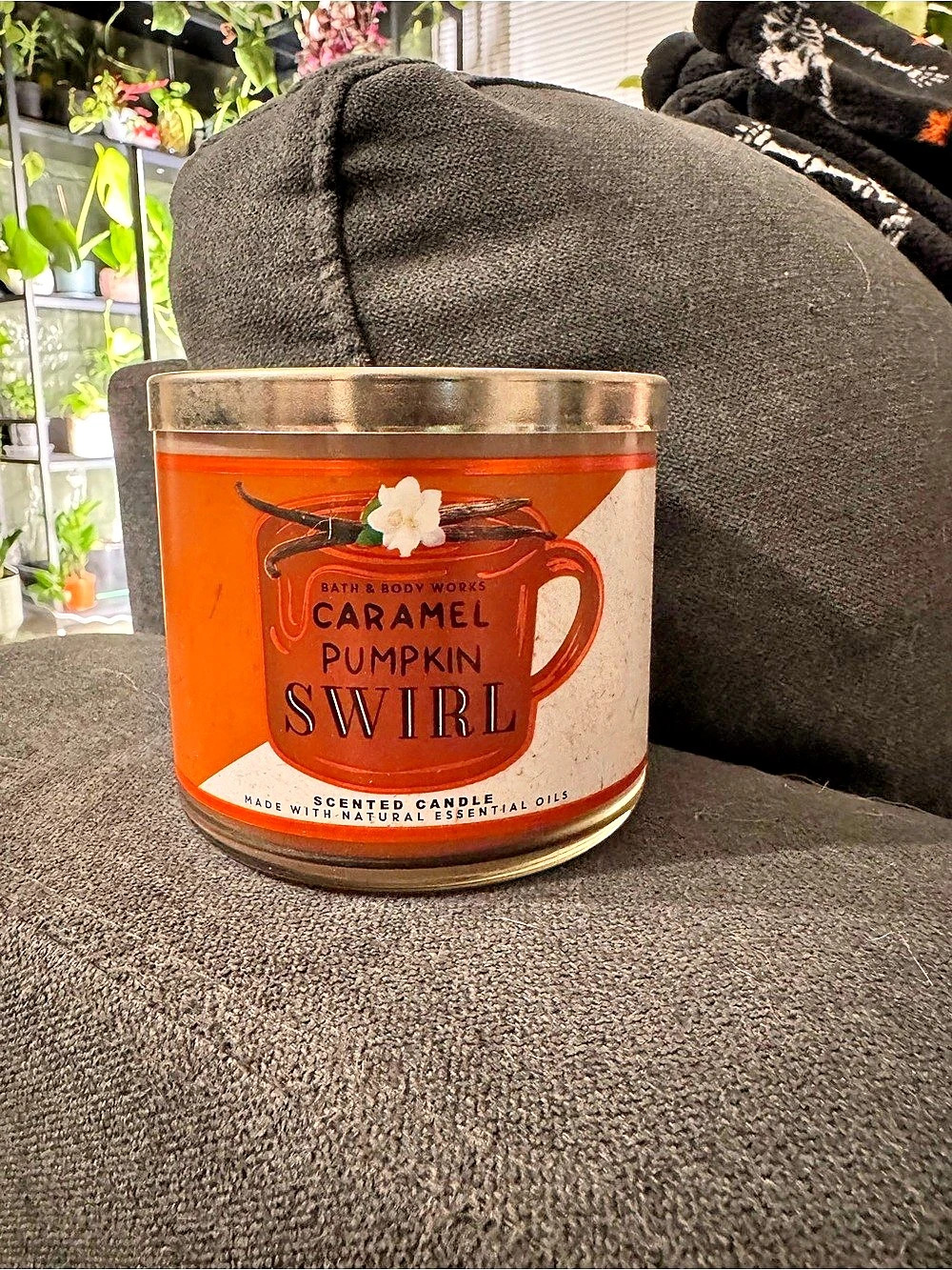 Bath & Body Works Caramel Pumpkin Swirl 3-Wick Scented Candle Orange NWT